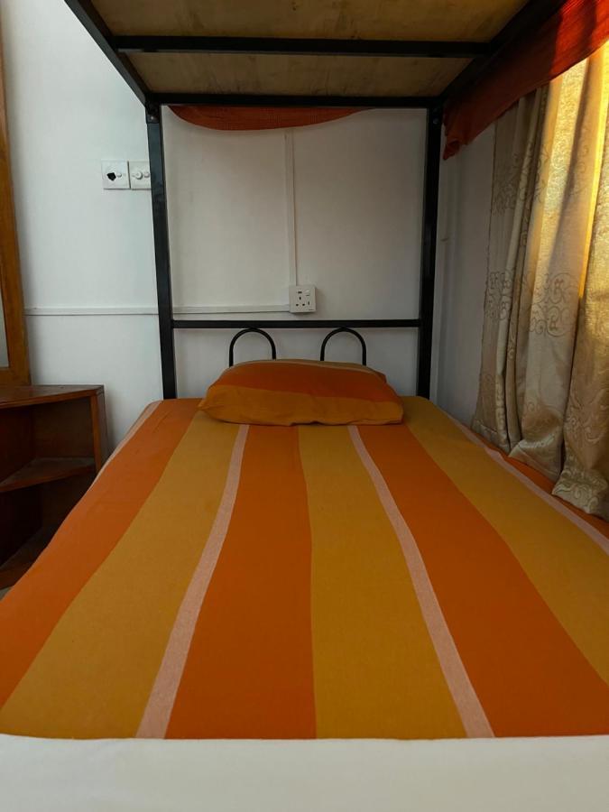 Sea Sands Beach Hostel نيجومبو المظهر الخارجي الصورة
