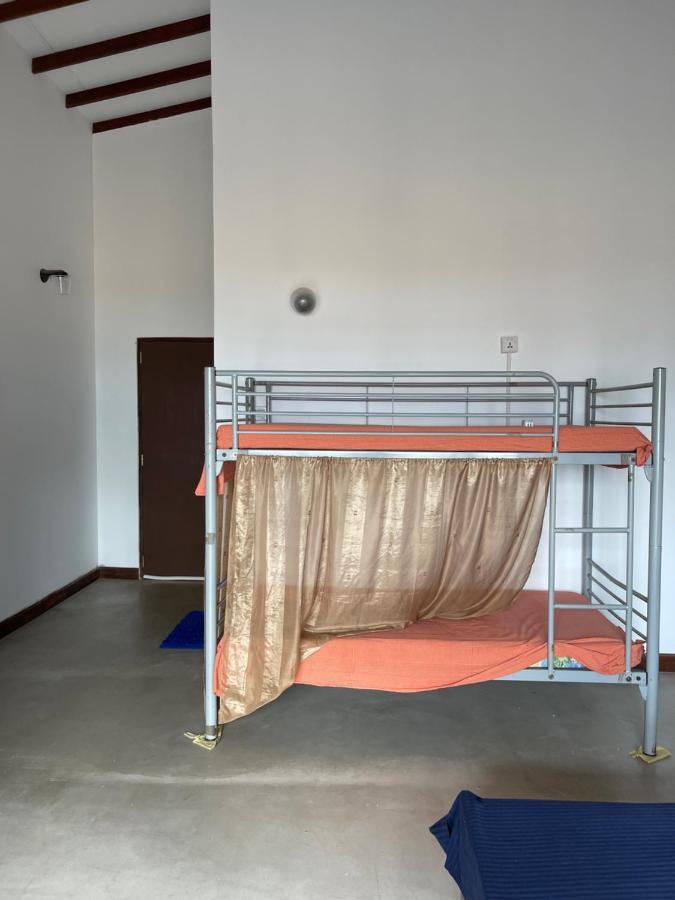 Sea Sands Beach Hostel نيجومبو المظهر الخارجي الصورة